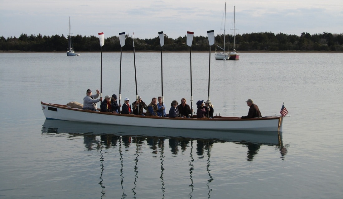 Maritime volunteers working together